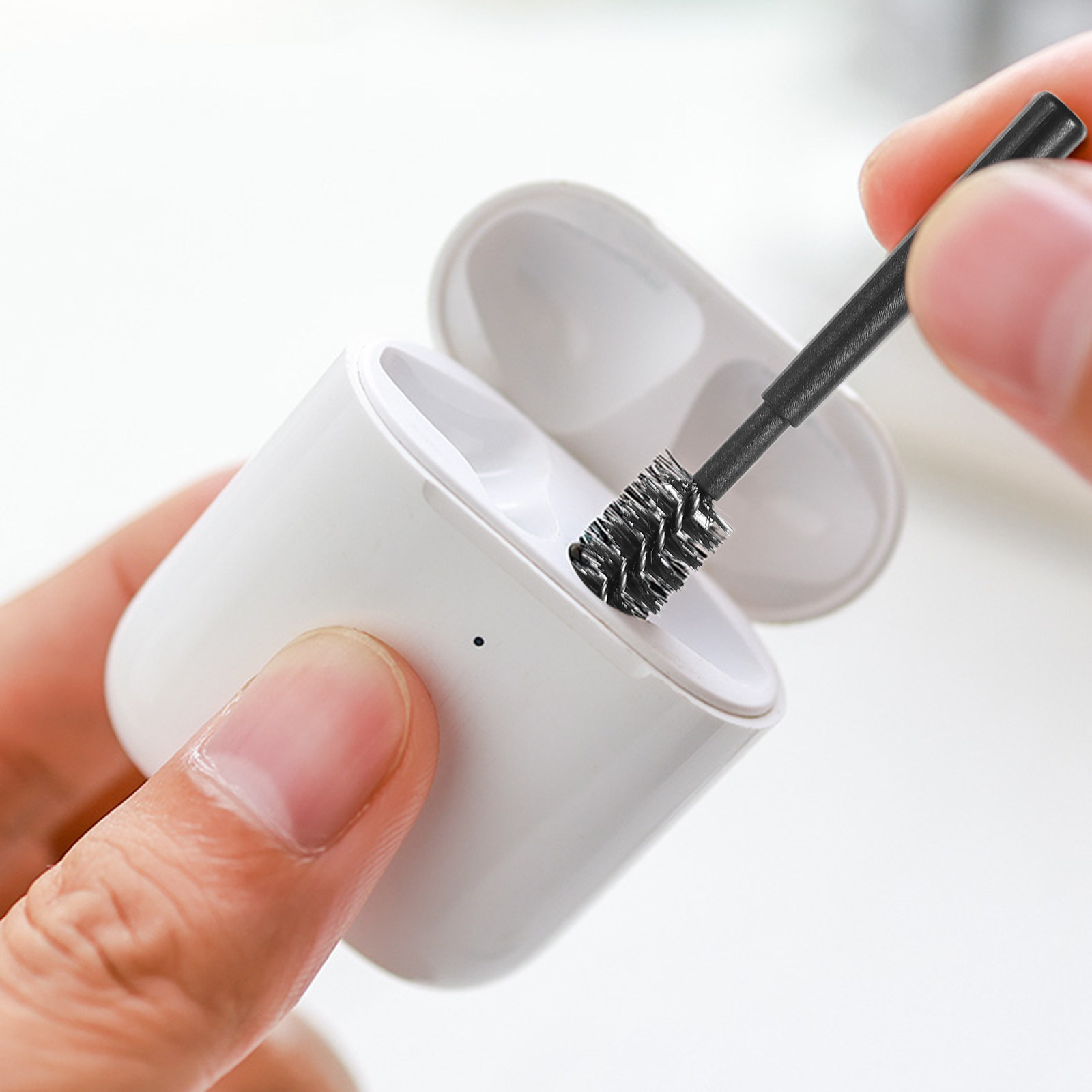 Earbuds Charging Case - 12Pcs Sikat Pembersih Casing Earphone Berkualitas